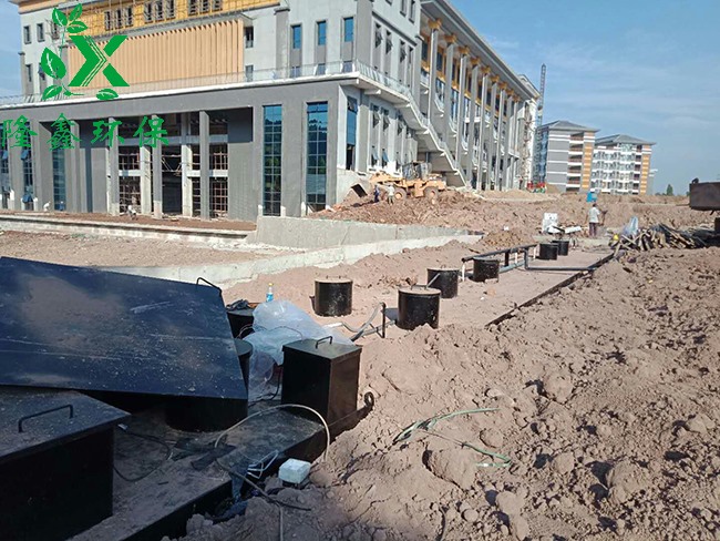 四川省學校生活污水處理設備現場展示